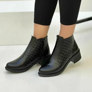 نیمبوت زنانه طبی و شیک