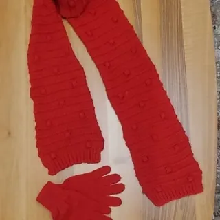 دستکش وشال گردن