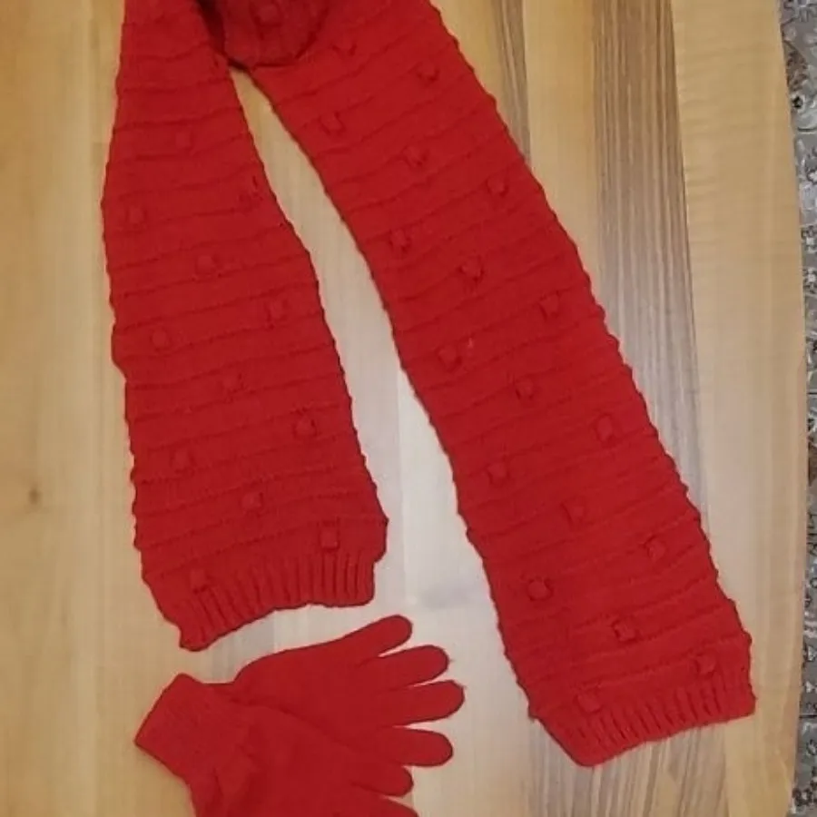 دستکش وشال گردن