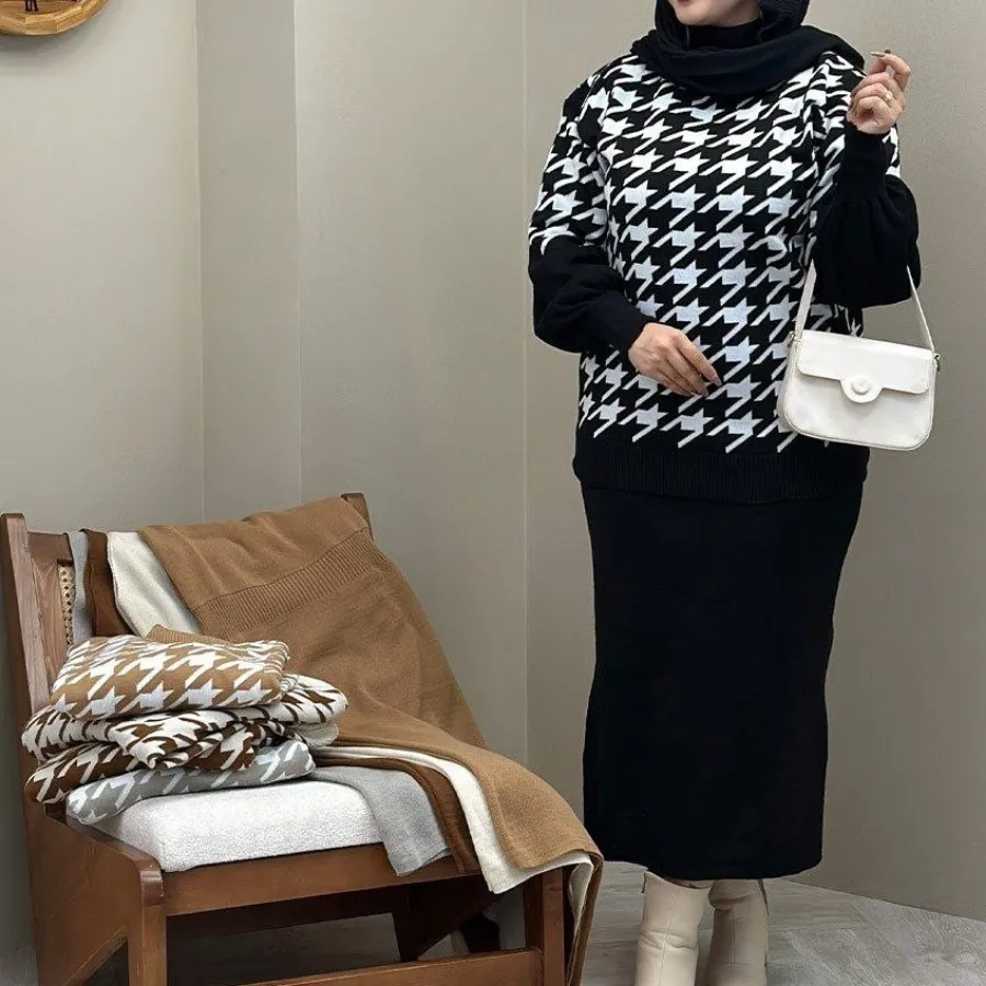 بلوز و دامن