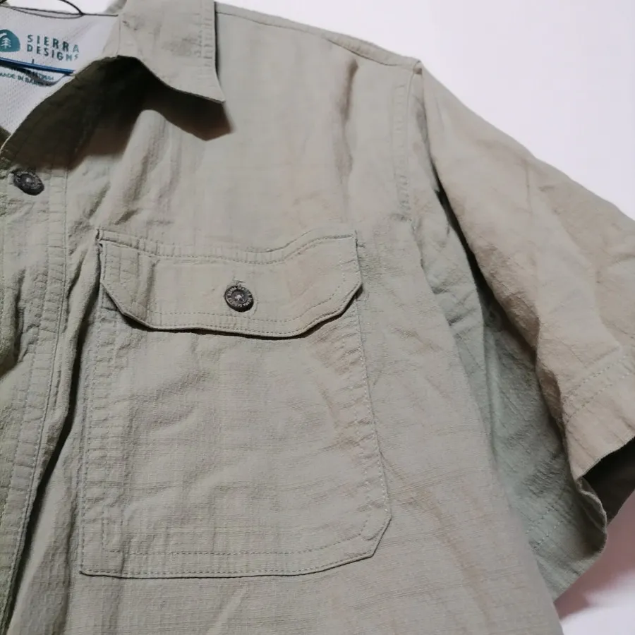 پیراهن مردانه