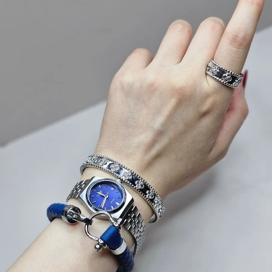 ساعت و دستبند امگا