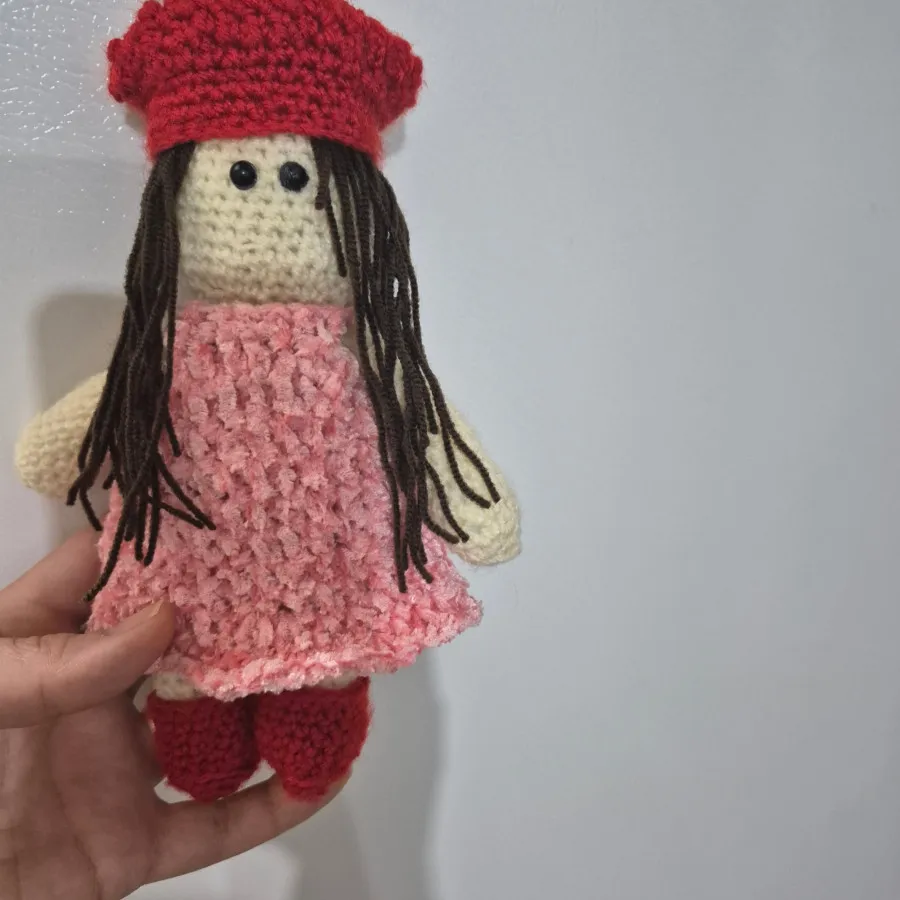 عروسک‌روسی‌دستباف