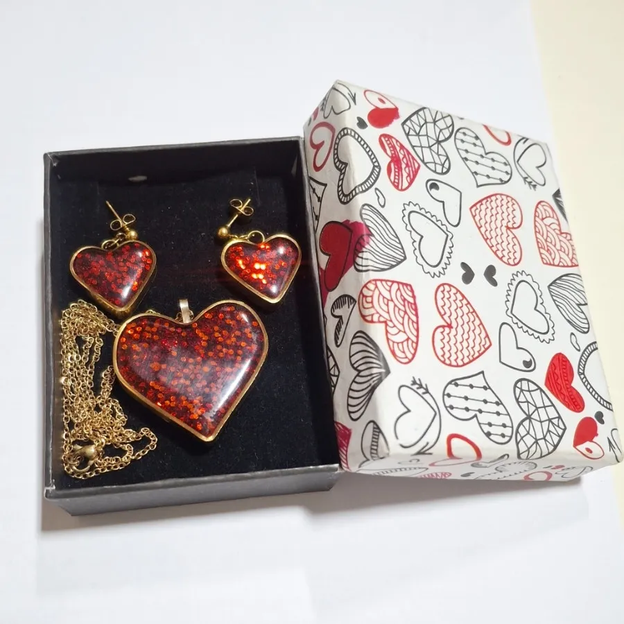 نیم ست قلب رزینی دستساز