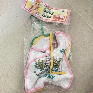 پیش بند نوزادی ضد اب خارج