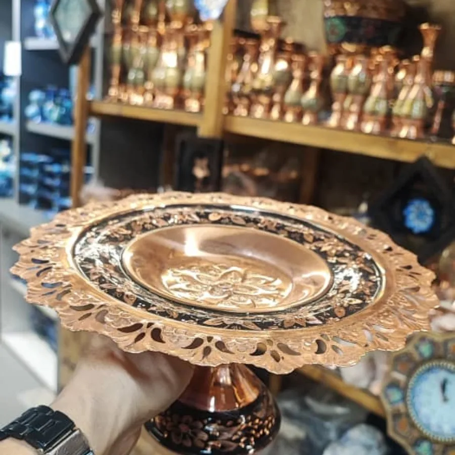 شیرینی خوری