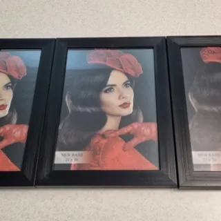 قاب عکس مشکی