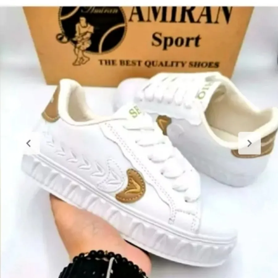 کفش کتونی گندم