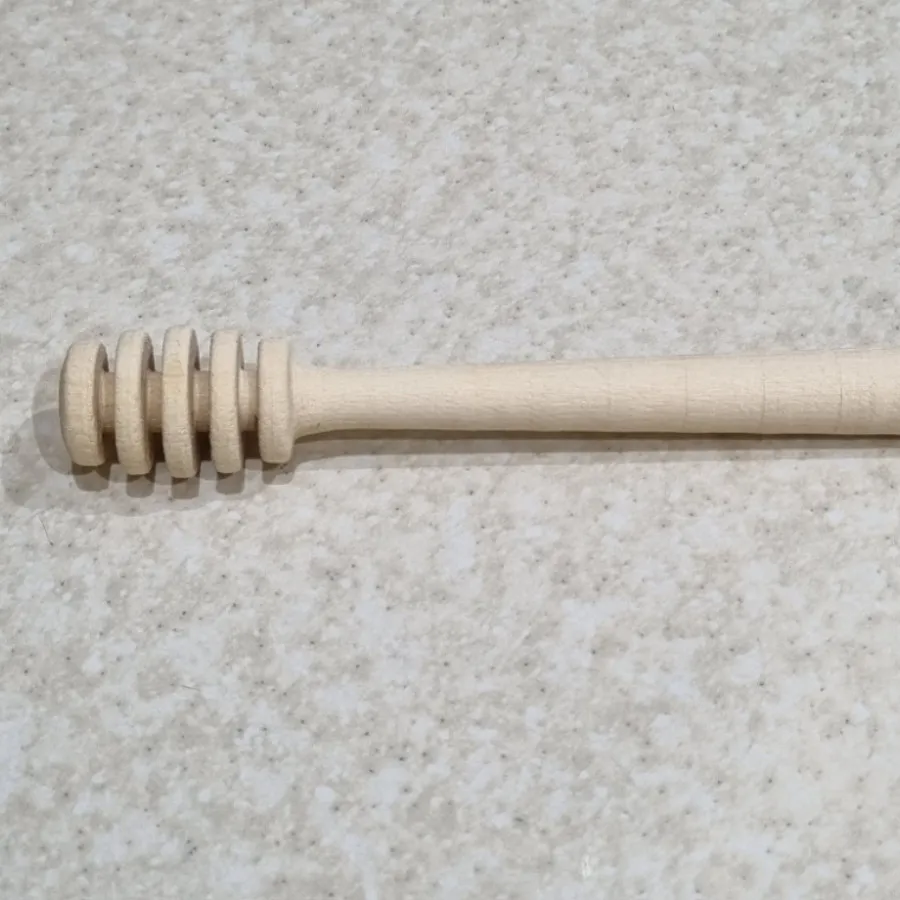 قاشق چوبی عسل