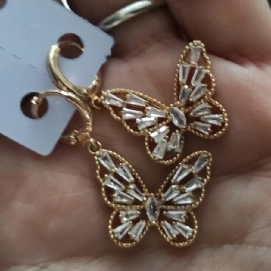 گوشواره پروانه  پرنگین