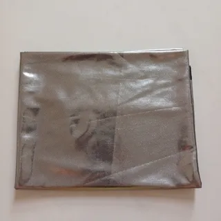 پارچه نقره ای براق