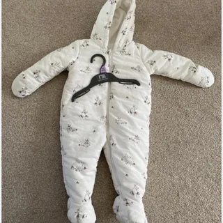 کاپشن نوزادی خارجی