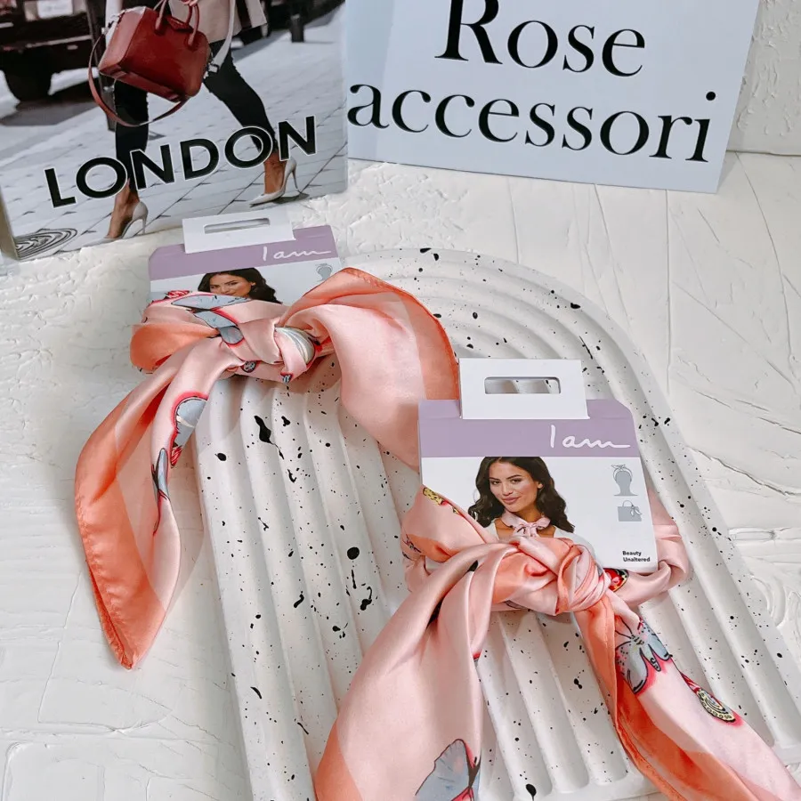 مینی اسکارف