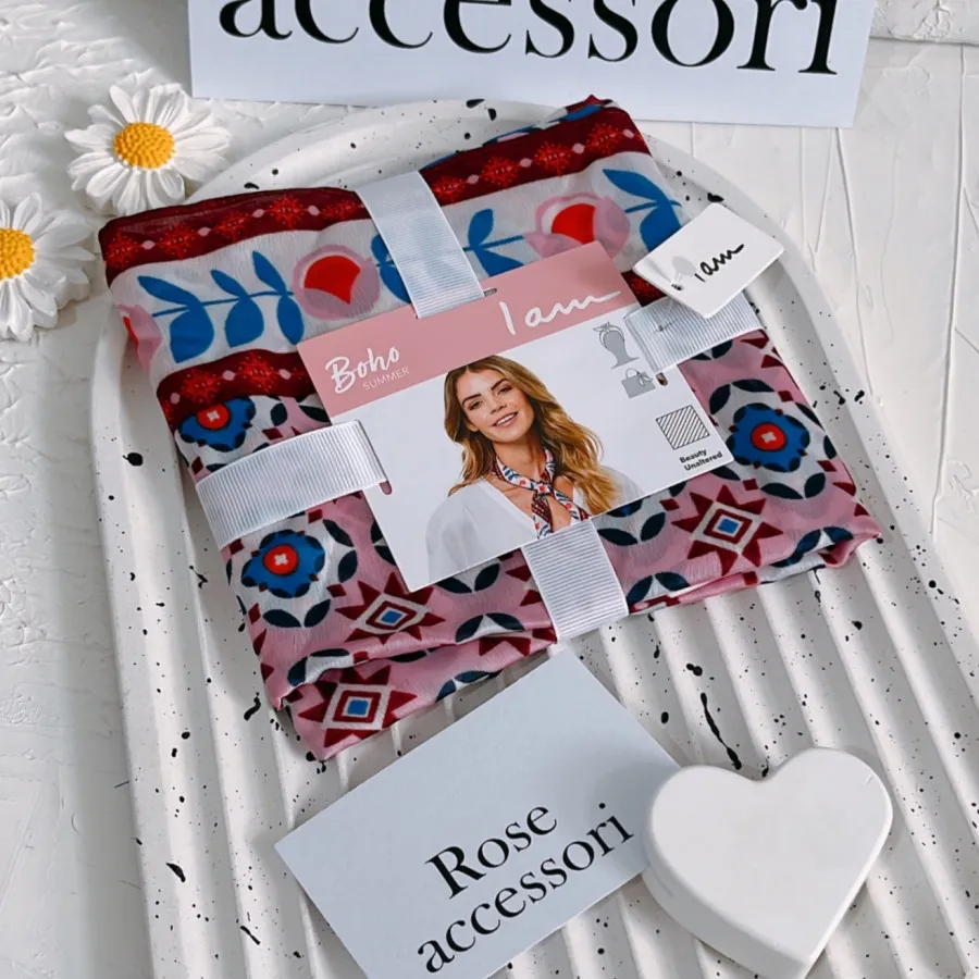 مینی اسکارف