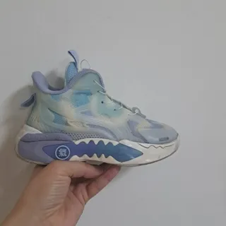 کتونی عالی و برند سایز