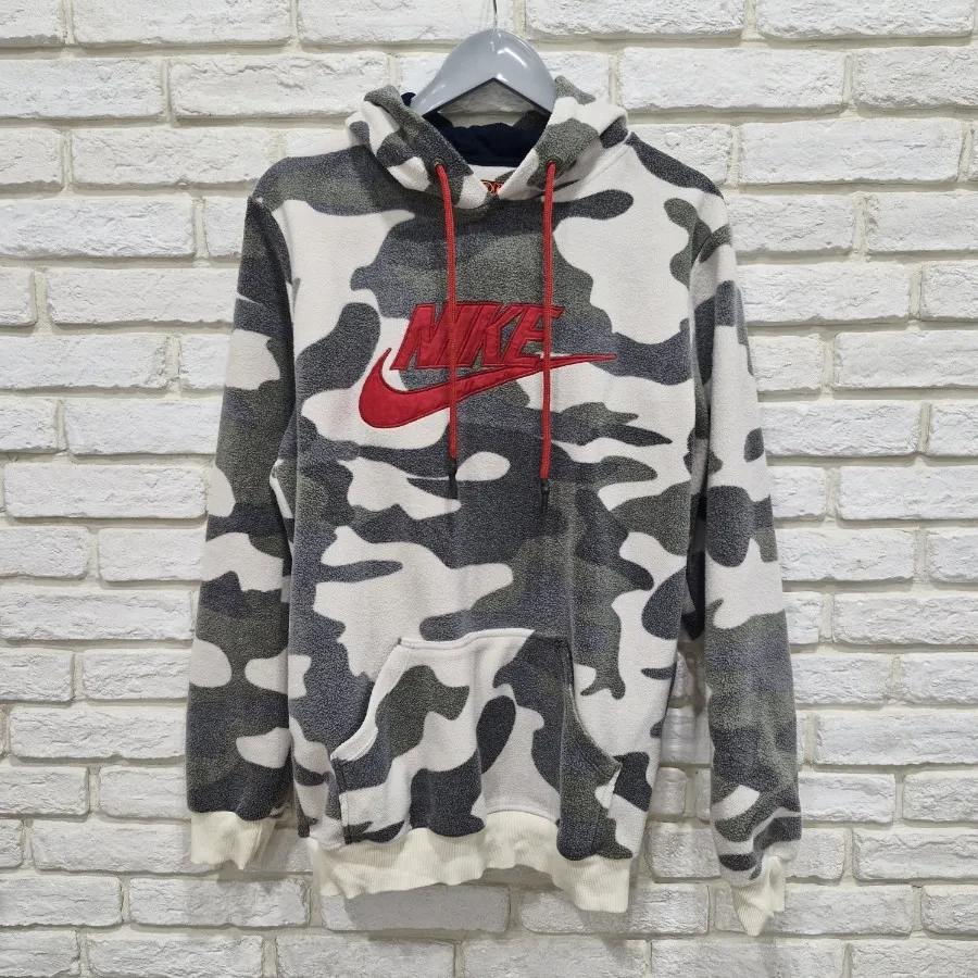 هودی طرح دار