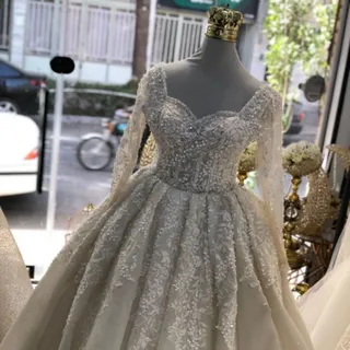 واگذاری مزون لباس عروس