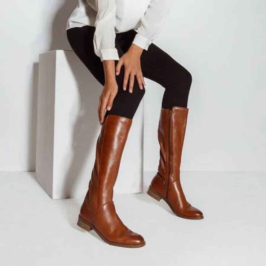 بوت بسیار زیبا تمام چرم