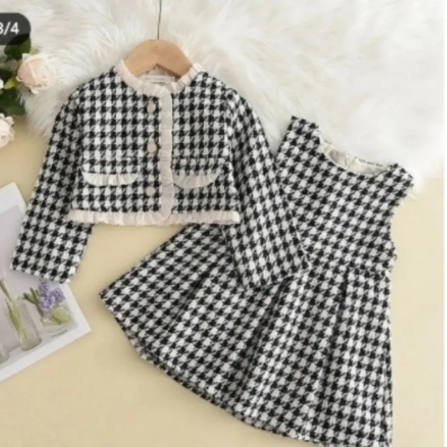 پیراهن دخترانه