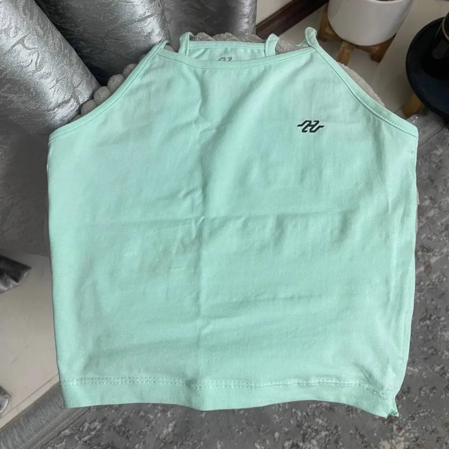 نیمتنه هکتاتون