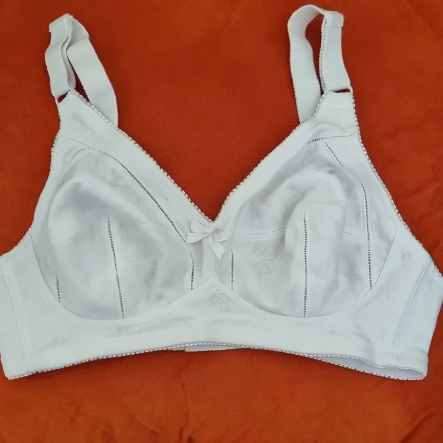 سوتین خارجی