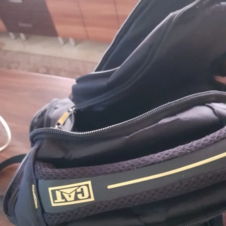 کوله پشتی چرخدار وساده