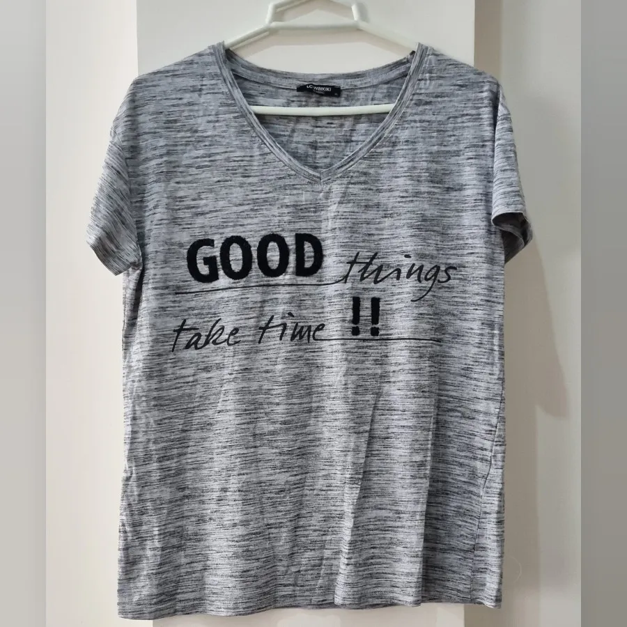 تیشرت زنانه