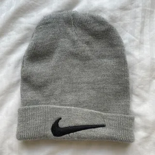 کلاه بافت نایک