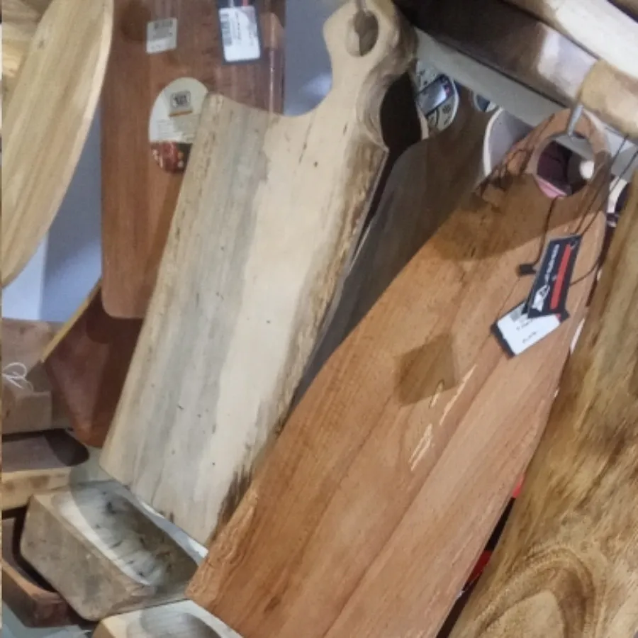 تخته های سرو بزرگ چوبی