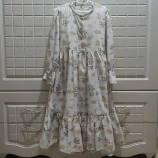 پیراهن دخترانه