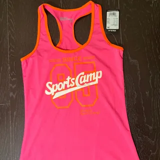 تاپ ورزشی برند