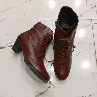 بوت زنانه اورجینال