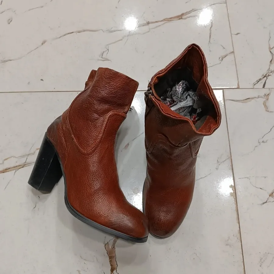 بوت زنانه اورجینال