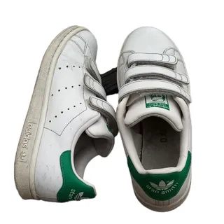 کفش ورزشی آدیداس