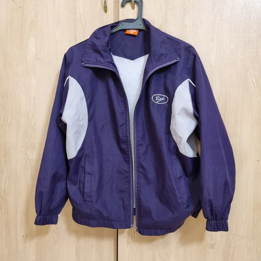 کاپشن ورزشی بچه گانه