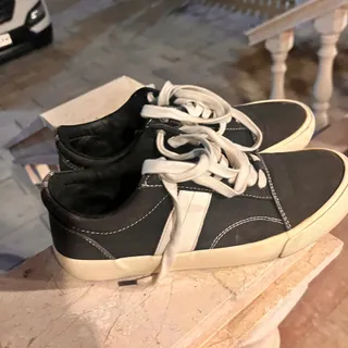 اسنیکر برشکا