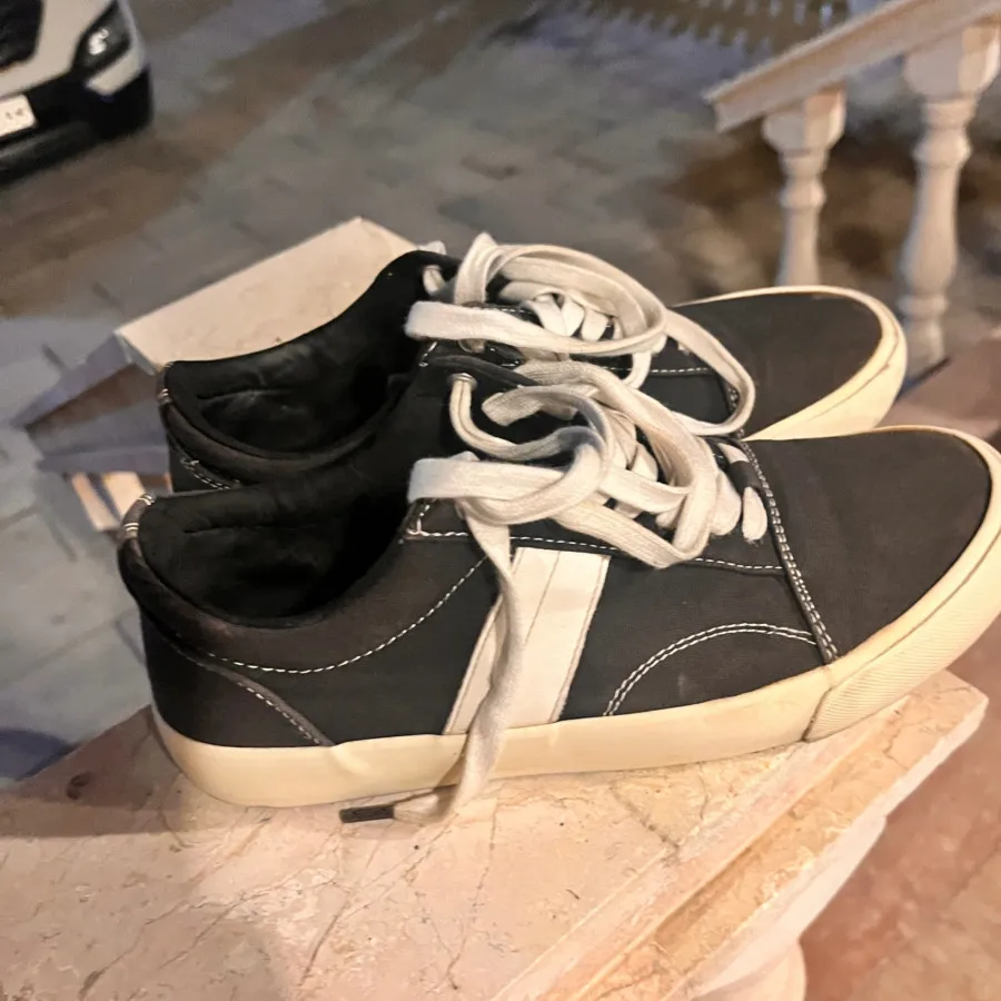 اسنیکر برشکا