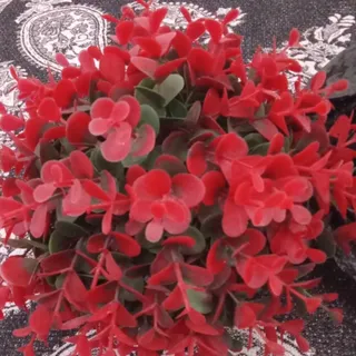 گل مصنوعی با گلدان