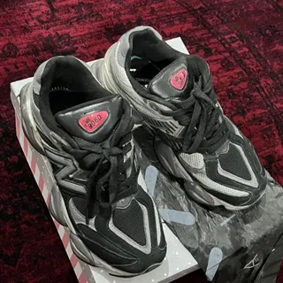 کتانی نیوبالانس