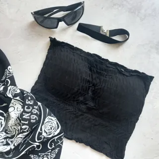 کراپ دکلته نیمتنه عینک