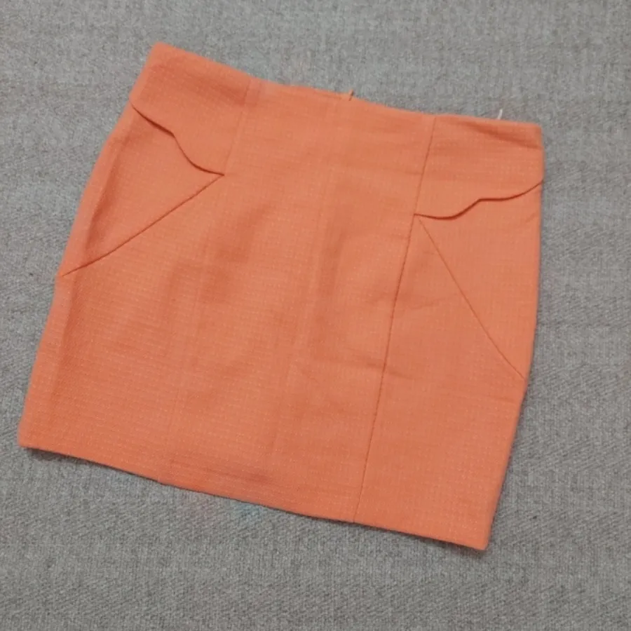 دامن کوتاه مجلسی