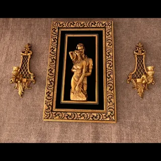 تابلو و شمعدان