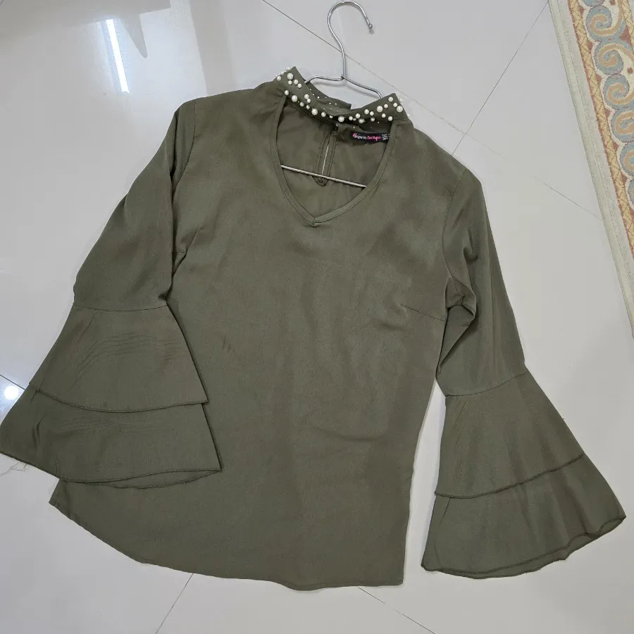 شومیز یقه مرواریدی