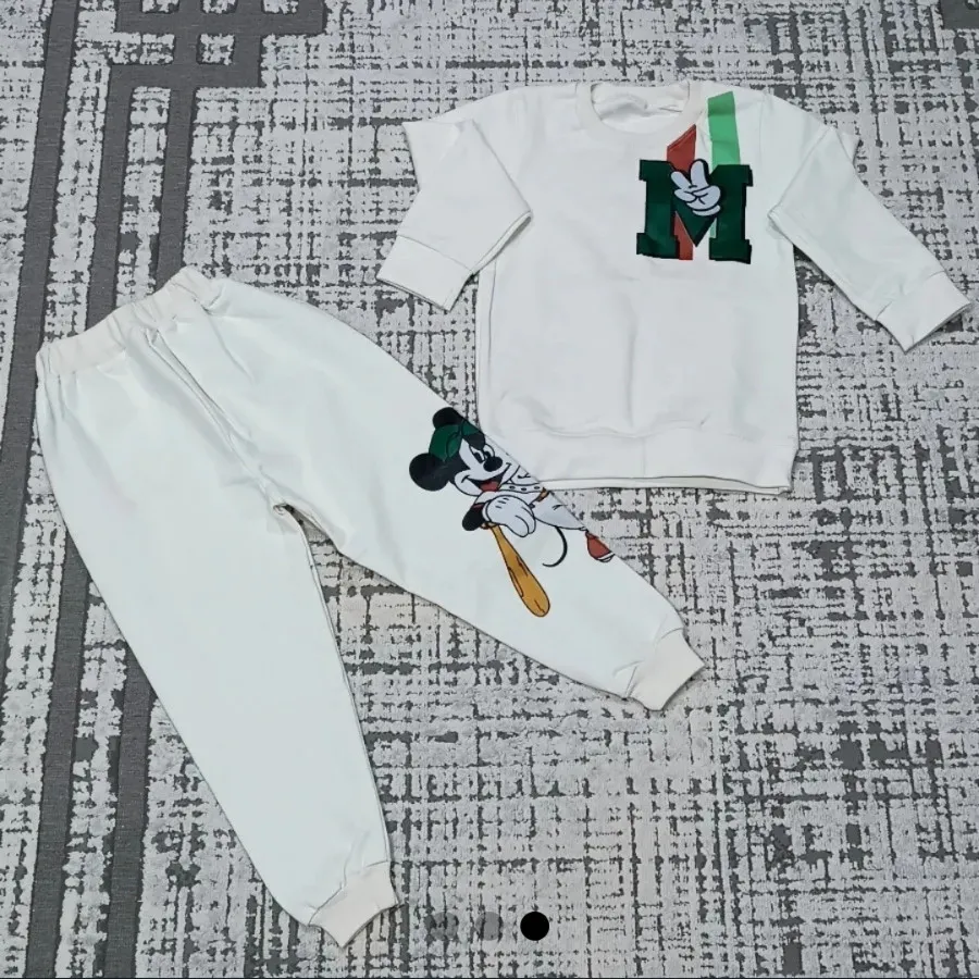 دورس وشلوار میکی موس