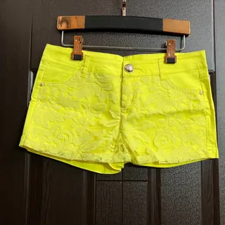 شورتک جین کاملا نو