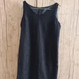 پیراهن مشکی