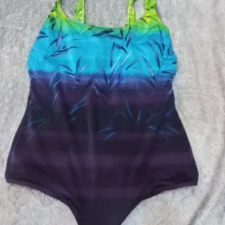 مایوخارجی با کلاه