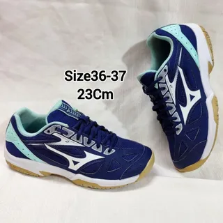 کتونی سالنی میزانو