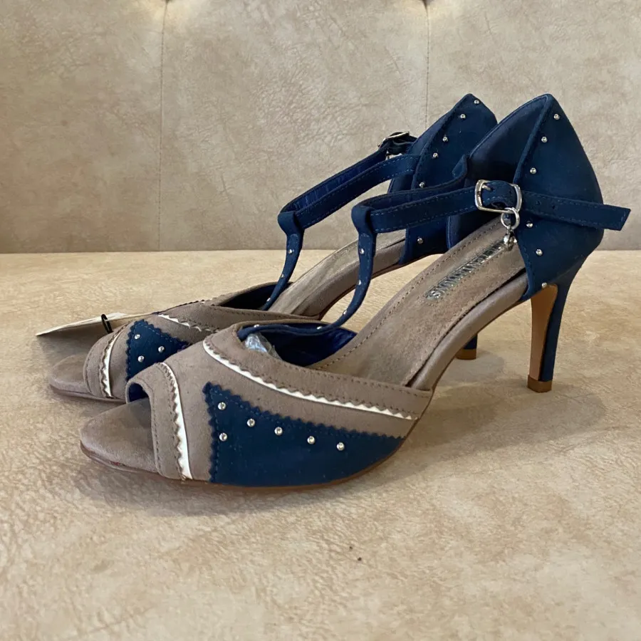 کفش جیر سرمه ای