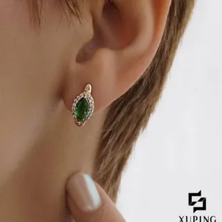 گوشواره برند